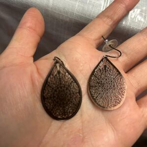 Women's Brown Filigree Teardrop Earrings